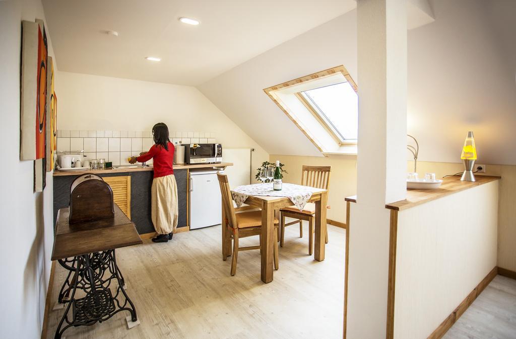 Апартаменты Boardinghouse Remchingen Baan Arun Экстерьер фото