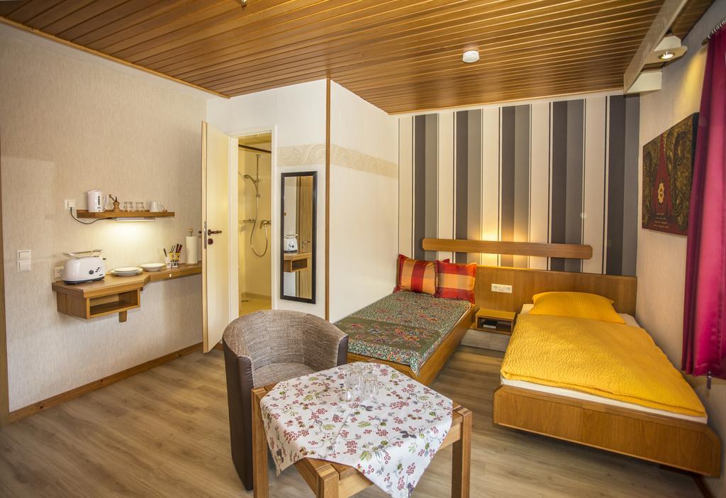 Апартаменты Boardinghouse Remchingen Baan Arun Экстерьер фото