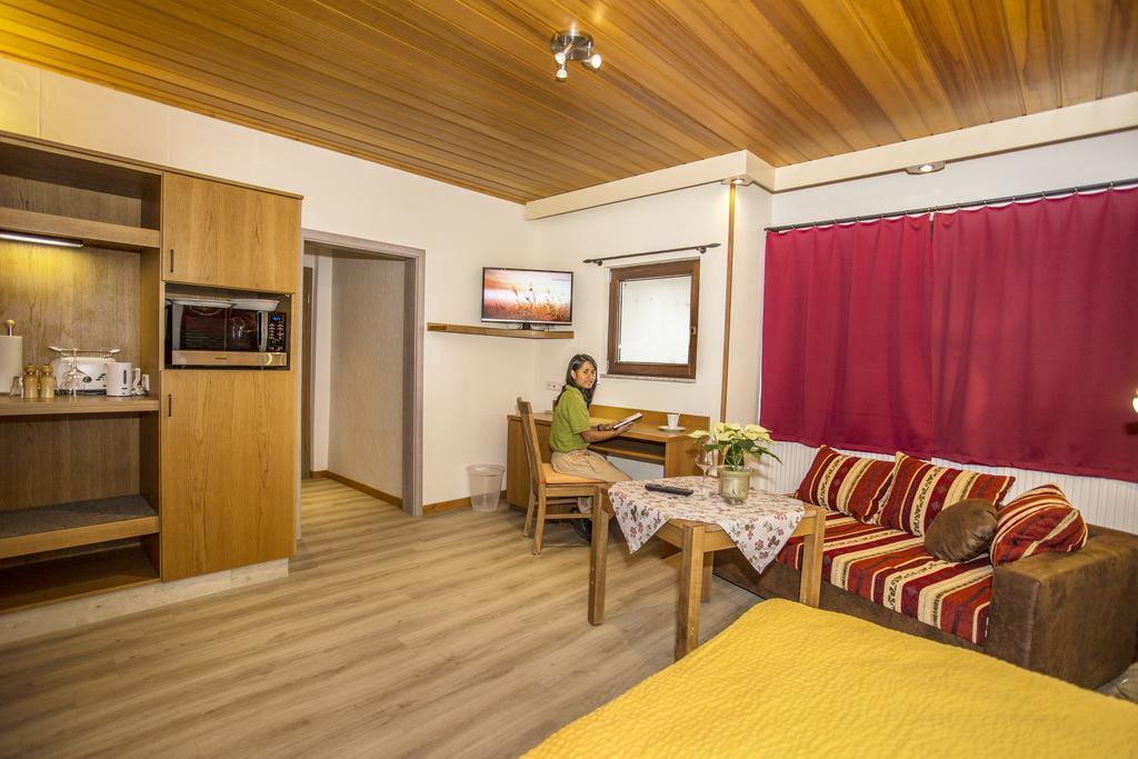 Апартаменты Boardinghouse Remchingen Baan Arun Экстерьер фото